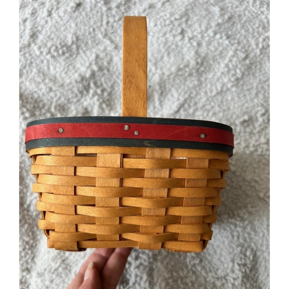 Longaberger‎ 2001 All American Strawberry Basket - Picture 5 of 7